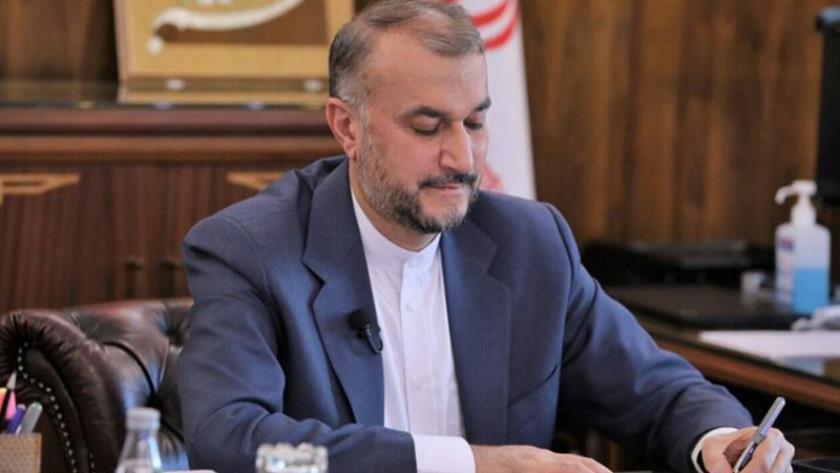 Iranpress: وزير الخارجية الإيراني يعزي هنية باستشهاد أبنائه وأحفاده