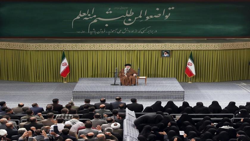 Iranpress: سماحة قائد الثورة: غزة اليوم هي قضية العالم الأولى 