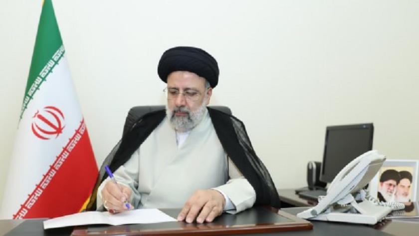 Iranpress: رئيسي يدعو المحافل الدولية والضمائر اليقظة إلى مساعدة الشعب الفلسطيني 