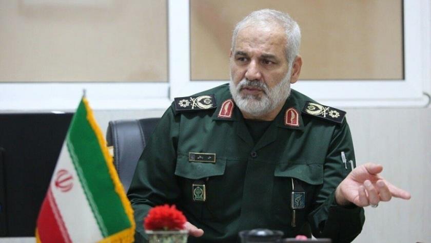 Iranpress: قائد عسكري: بصواريخنا طردنا أمريكا من الخليج الفارسي