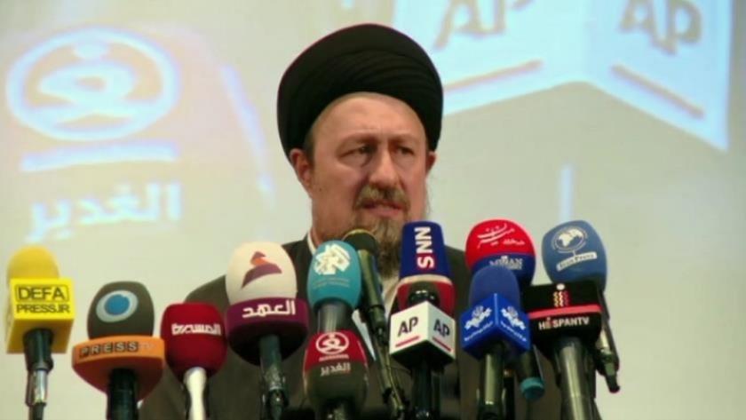 Iranpress: أمين مزار الإمام الخميني (قدس سره): اليوم قضية غزة هي معيار الإنسانية