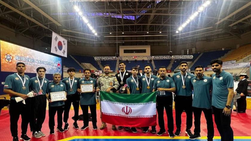 Iranpress: إيران تحرز مركز الوصافة في بطولة التايكوندو لجيوش العالم
