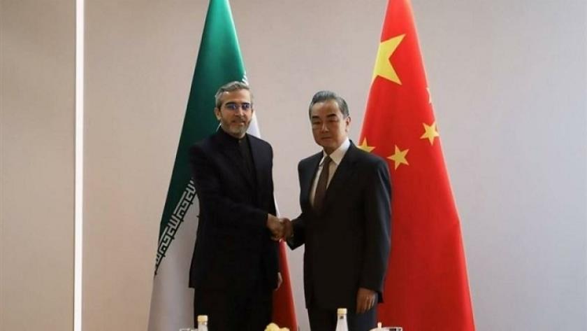 Iranpress: إيران والصين تبحثان تطوير العلاقات في إطار «البريكس» و«شنغهاي»