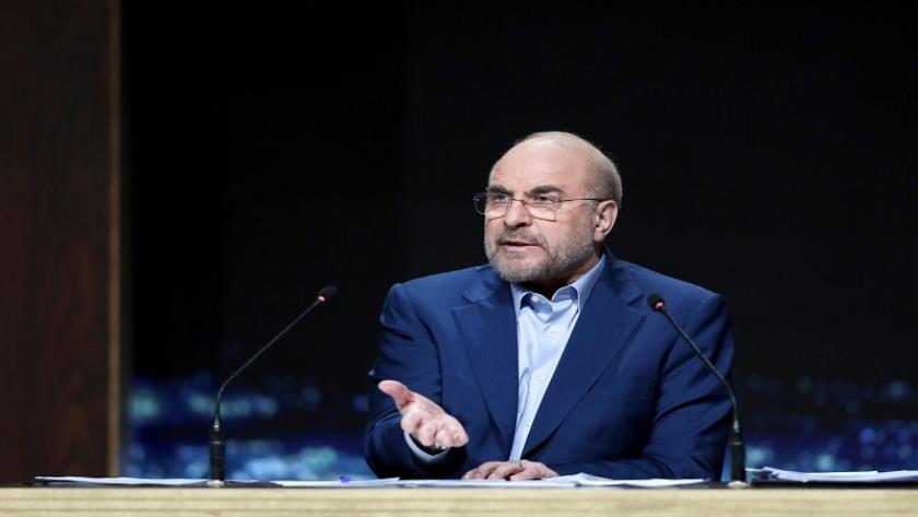 Iranpress: قاليباف: سأتابع احباط مفعول اجراءات الحظر المفروض على إيران