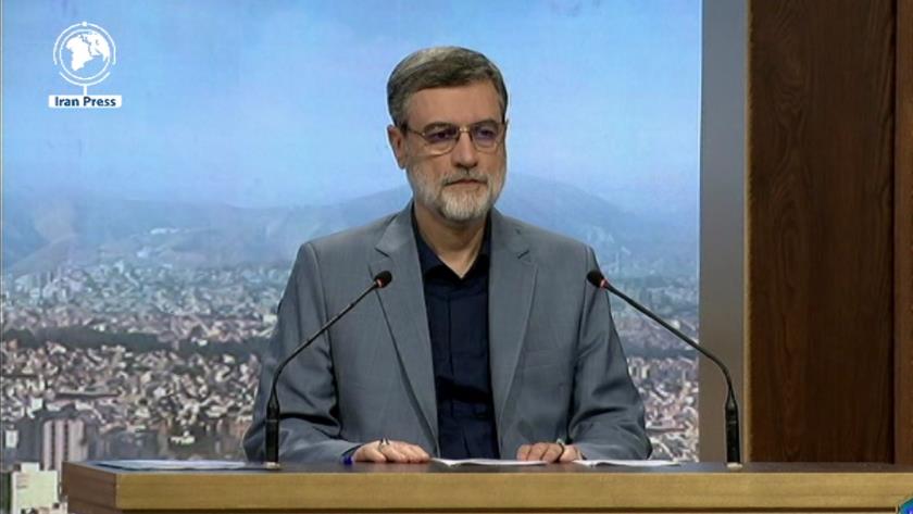Iranpress: المرشح قاضي زاده: سأتابع زيادة نمو البلاد بشكل جاد لحل التحديات الاقتصادية