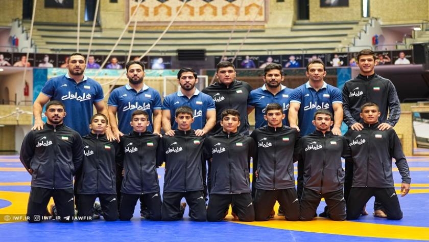 Iranpress: المنتخب الإيراني بطلًا في بطولة آسيا للمصارعة تحت 17 و23 عامًا بالأردن