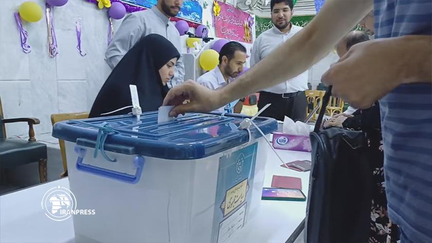 Iranpress: إجراء عملية التصويت في الانتخابات الرئاسية الإيرانية في الدول العربية