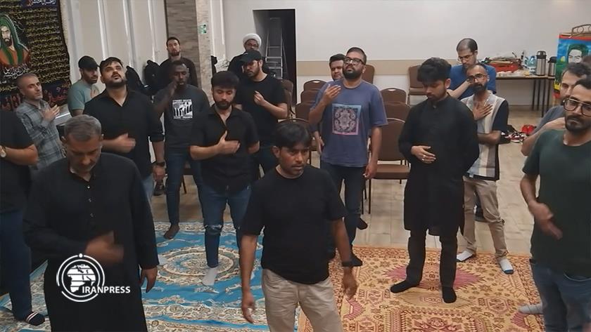 Iranpress: شهر محرم؛ عزاء الامام الحسين (ع) في عاصمة بولندا + فيديو