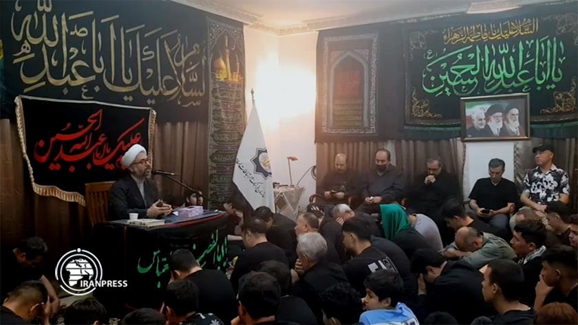 Iranpress: الليلة السابعة من العزاء الحسيني في ماليزيا  