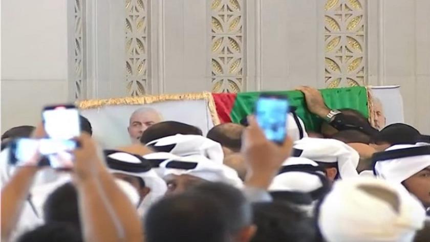 Iranpress: الشهيد اسماعيل هنية يوارى الثرى في قطر