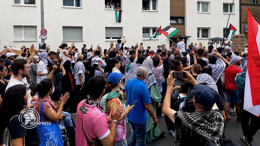 Iranpress: مسيرة حاشدة لمؤيدي فلسطين في العاصمة الألمانية + فيديو 