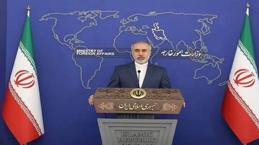 Iranpress: الخارجية: التدخلات البريطانية والأمريكاية في إيران وصمة عار 