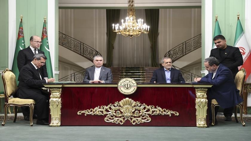 ایران برس: إيران وتركمانستان توقعان على 4 وثائق للتعاون 