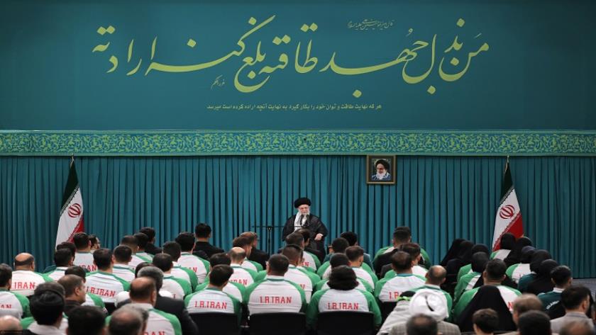 ایران برس: سماحة القائد يستقبل أعضاء البعثة الأولمبية والبارالمبية 