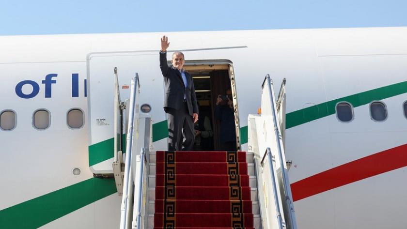 Iranpress: الرئيس بزشكيان يتوجه إلى نيويورك 
