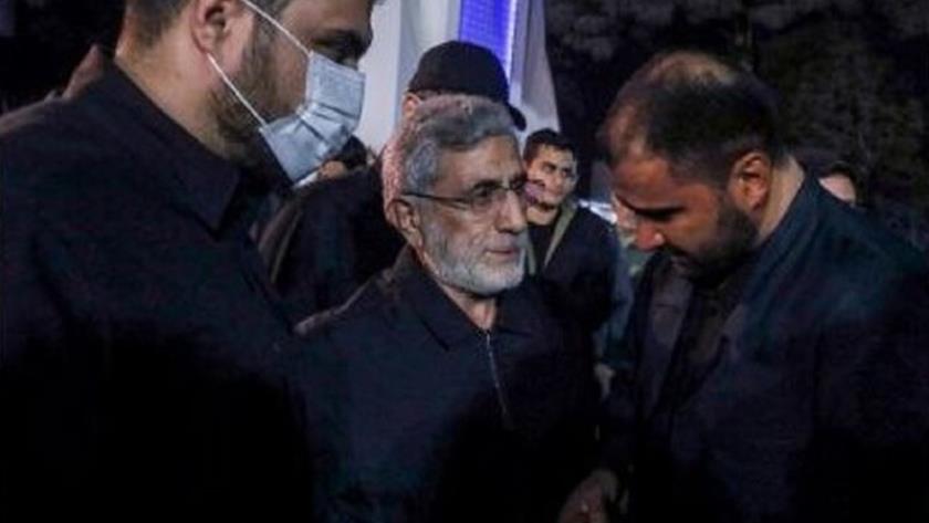 Iranpress: العميد قاآني يشارك في مراسم استقبال جثمان الشهيد نيلفروشان بطهران