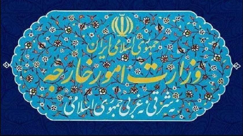 Iranpress: وزارة الخارجية تستدعي السفير المجري في قضية الجزر الإيرانية الثلاث 