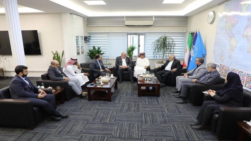 ایران برس: توسيع التعاون بين إيران والسعودية في مجال النقل الجوي