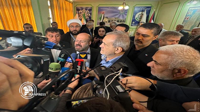Iranpress: بزشكيان: أمريكا والدول الأوروبية تدافع عن جرائم الكيان الصهيوني