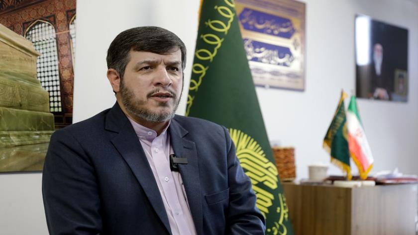 Iranpress: نشر الكتب وتشجيع القراءة من أدوات إحياء أمر أهل البيت (ع)