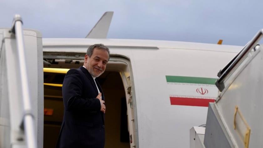 Iranpress: عراقشي يغادر أنقرة متجهاً إلى مشهد للمشاركة في اجتماع "إيكو"