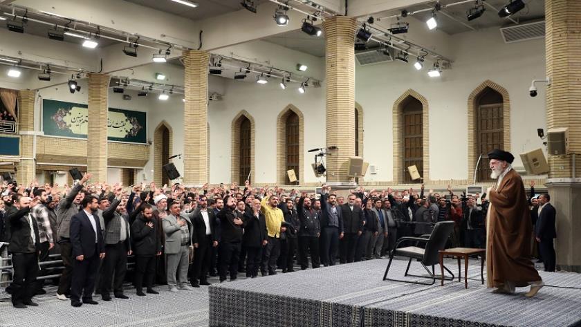 Iranpress: سماحة القائد: ما حدث في سوريا هو نتاج خطة أمريكية صهيونية مشتركة 