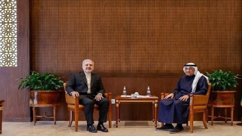 Iranpress: سفير إيران لدى السعودية يلتقي الأمين العام لمجلس تعاون الخليج الفارسي