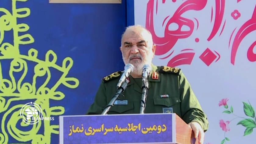 Iranpress: اللواء سلامي: جبهة المقاومة لا تعتمد على أحد/ تصنع أسلحتها بنفسها