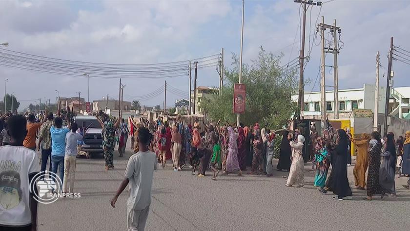 ایران برس: احتفالات بعد سيطرة الجيش السوداني علی مدينة ود مدني  