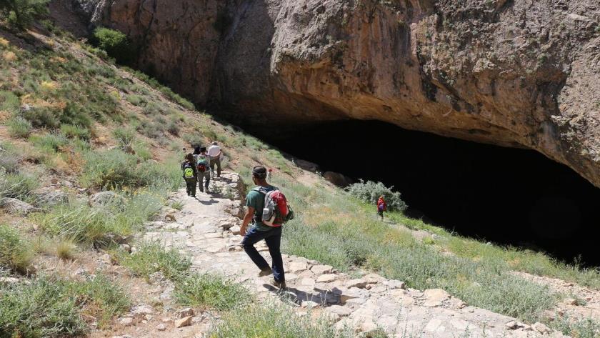 ایران برس: كهف ‘رود أفشان’ عجائب جديدة من التاريخ القديم لإيران