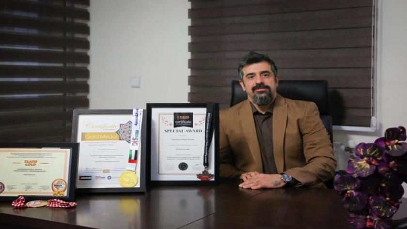 ایران برس: باحث ایراني يحصل على الميدالية الذهبية لاختراع جهاز لادارة حصوات الكلى