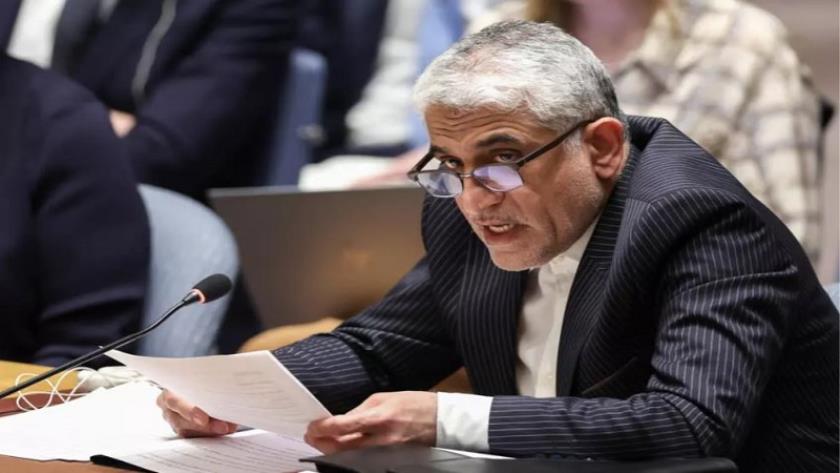 Iranpress: المندوب الإيراني بالأمم المتحدة يدحض اتهامات رئيس كيان الاحتلال ضد طهران