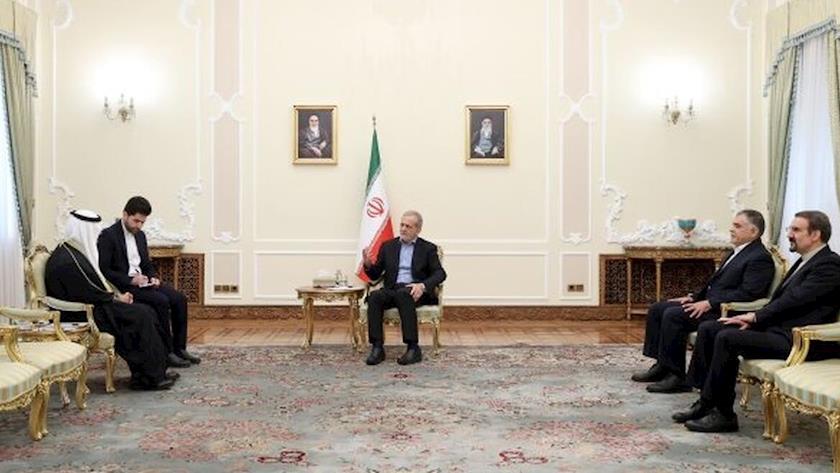 Iranpress: الرئيس بزشکیان: اتحاد أعضاء أوبك مفتاح لمواجهة الضغوط الأمريكية