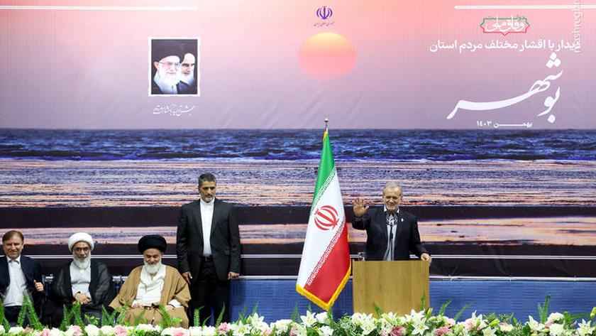Iranpress: الرئيس الإيراني: لا نسعى للحرب لكنه لن نتراجع أمام أي تهديد