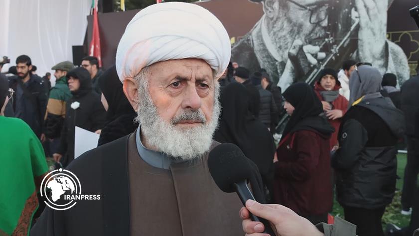 Iranpress: إمام بلدة ديرقانون النهر: السيد هاشم صفي الدين قائد نادر واستحق وسام الشهادة +فیدیو