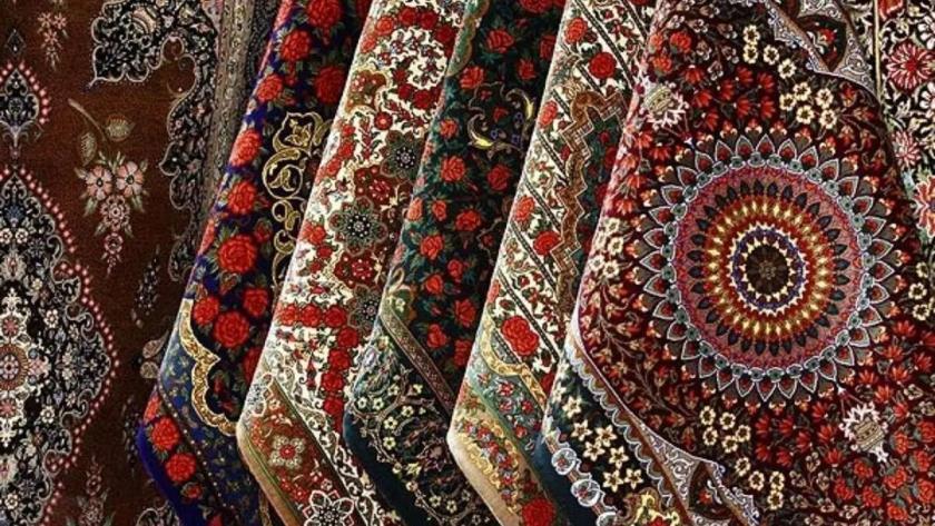 ایران برس: ابتكار في نسج السجاد اليدوي بدون إطار