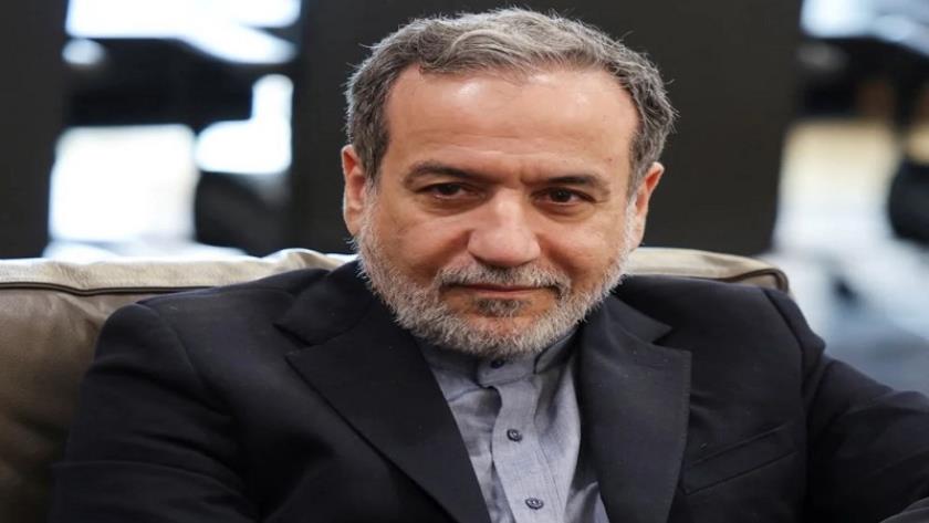 Iranpress: عراقشي: مبعوث من إحدى الدول العربية سيسلّم رسالة ترامب إلى طهران
