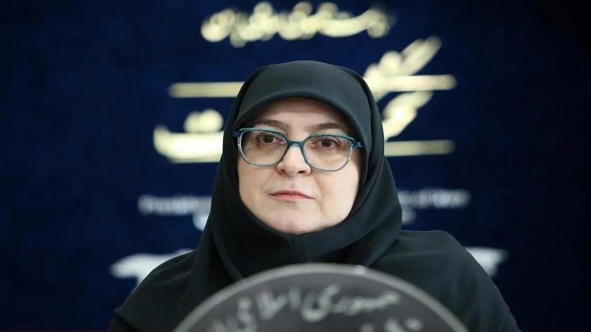 Iranpress: طهران تتعهد بمواصلة تصدير النفط 