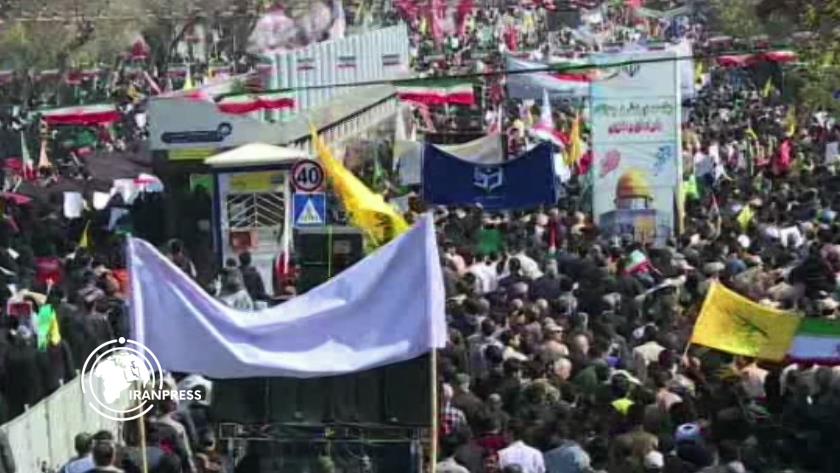 Iranpress:  انطلاق مسيرات يوم القدس العالمي في إيران بشعار "إنا على العهد يا قدس" + فيديو