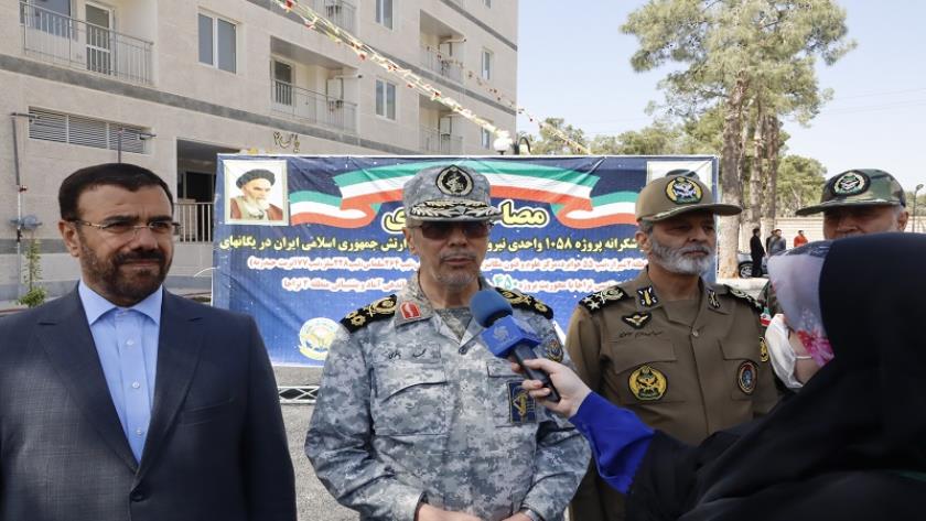Iranpress: اللواء باقري: لسنا دعاة حرب ولكننا نقف ضد السلطوية