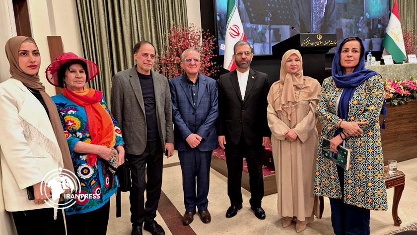 Iranpress: الاحتفال بذكرى الشاعر الإيراني الكبير سعدي الشيرازي في طاجيكستان 