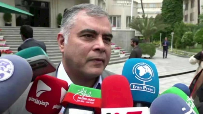 ایران برس: وزير النفط الإيراني: بالاعتماد على القدرات المحلیة سنلبي احتياجات صناعة النفط