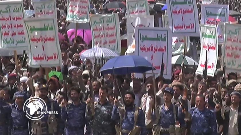 Iranpress: اليمنيون يتظاهرون في صعدة دعمًا لغزة وتنديدًا بجرائم الاحتلال + فيديو
