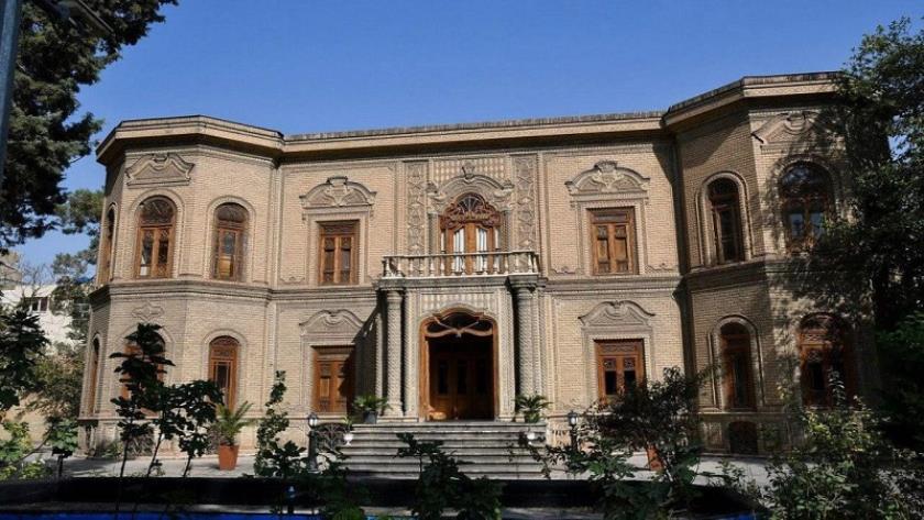 Iranpress: الخارجية الإيرانية تستدعي القائمة بالأعمال النمساوية 