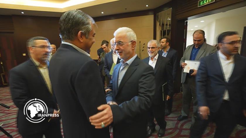 Iranpress: اتفاق إيراني باكستاني على فتح الحدود على مدار 24 ساعة خلال محرم والأربعين+ فيديو