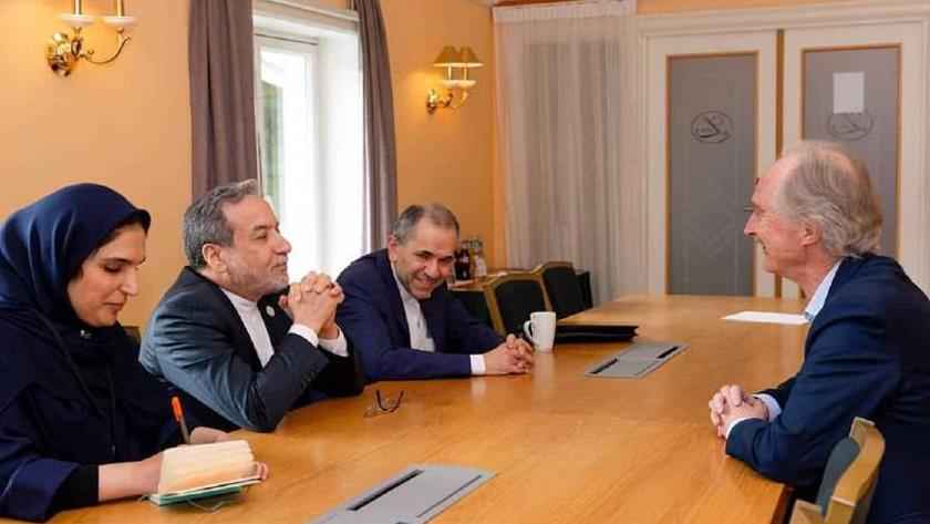 Iranpress: لقاء عراقجي مع المبعوث الخاص للأمم المتحدة في شؤون سوريا في أوسلو