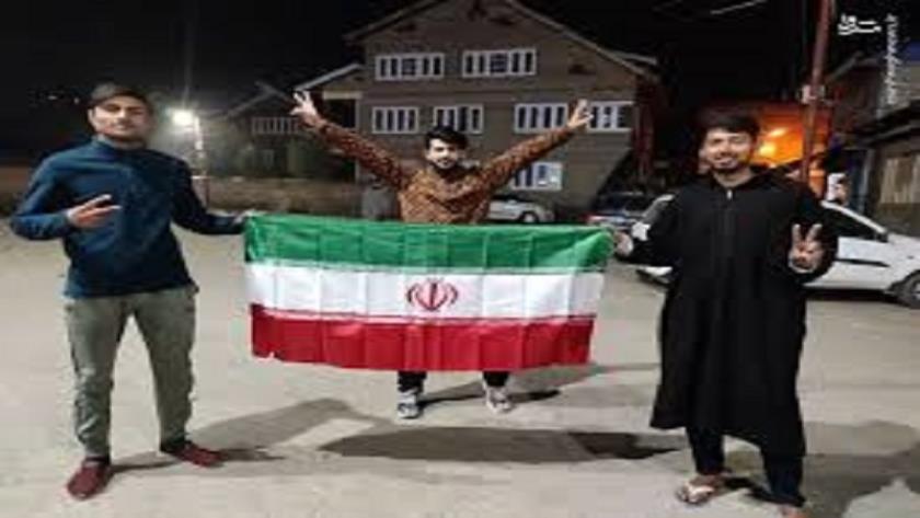 Iranpress: مظاهرة في إقليم كشمير الهندي تنديدًا بالعدوان الأمريكي على إيران