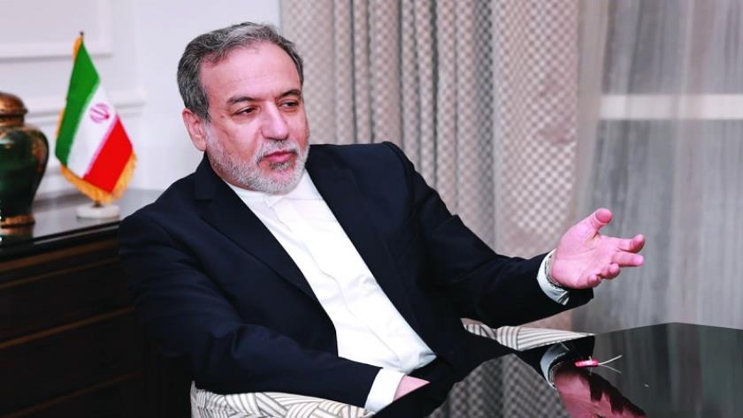 Iranpress: مقابلة لوزير الخارجية الإيراني مع صحيفة الشرق القطرية