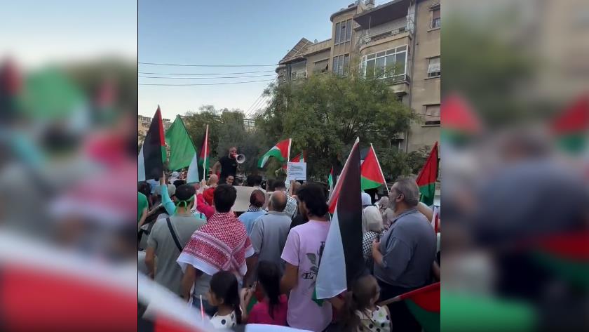ایران برس: تظاهرات شعبية في دمشق رفضًا للتطبيع ودعمًا لغزة