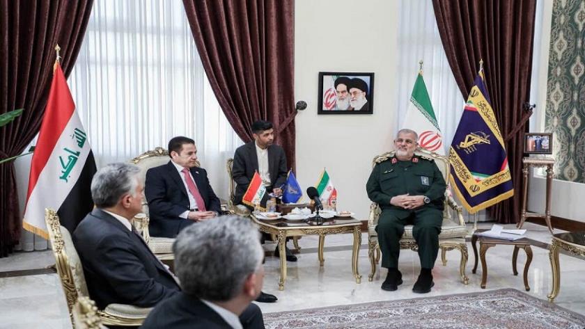 Iranpress: الحرس الثوري: إذا تم الاعتداء على إيران سنحوّل أرض العدو إلى جحيم